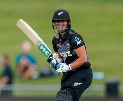  Matthews' Efforts In Vain As Bowlers, Green Give New Zealand T20i Series Lead Ov-TeluguStop.com