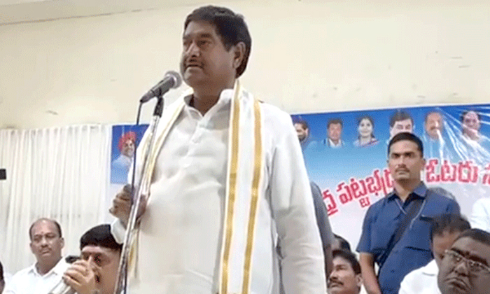  Minister Dharmana Prasada Rao Comments On Atchennaidu Details, Minister Dharmana-TeluguStop.com