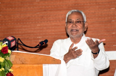  Nitish Writes To Up Cm For Completion Of Pending Projects In Jp's Village-TeluguStop.com