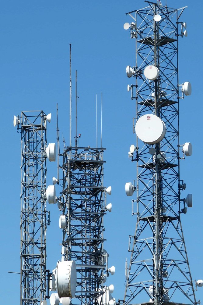  Central Funds For Setting Up 25 Thousand Mobile Towers Across The Country-TeluguStop.com