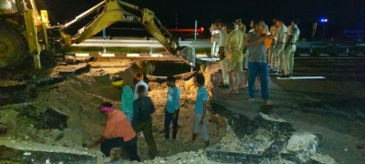  Purvanchal Expressway Caves In, Gets Repaired-TeluguStop.com