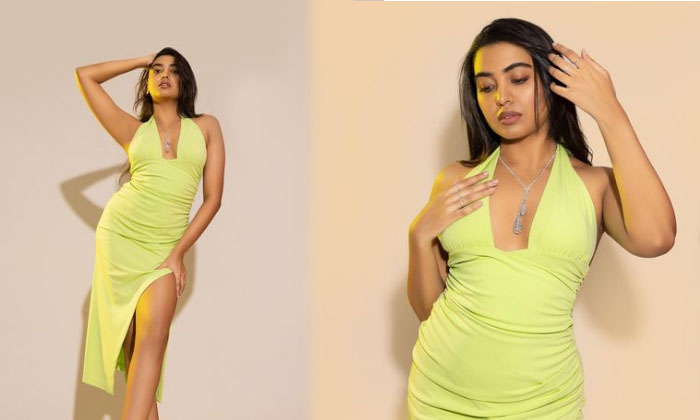  Rajashekhar Daughter Shivatmika New Photos Goes Viral Rajashekhar Daughter , Shi-TeluguStop.com