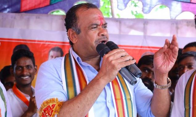  Aicc Disciplinary Committee Show Cause Notice To Mp Komatireddy-TeluguStop.com