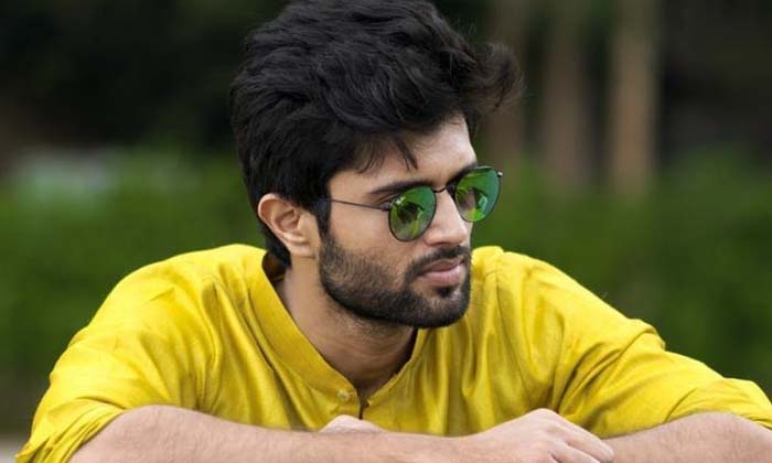  Vijay Devarakonda Latest News , Vijay Deverakonda , Kushi , Liger , Rowdy Star,-TeluguStop.com