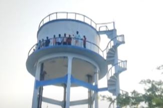  Tension In Bhimaram Of Manchyryala District-TeluguStop.com