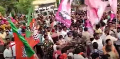 Tension In Sarampet Of Nalgonda District.. Tension Tension In Sarampet Of Nalgonda District.. Tension-TeluguStop.com