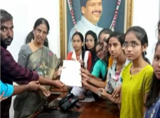 Minister Sabita's Talks With Nizam College Students Failed Minister Sabita's Talks With Nizam College Students Failed-TeluguStop.com