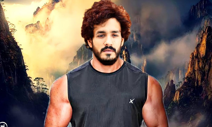  Akhil Akkineni Next Movie Ofter Agent , Akhil Akkineni, Agent Movie, Anil Sunkar-TeluguStop.com
