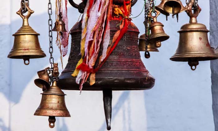  Do You Know Why Bells Are Kept In Temples , Ancient Temples , Bells , Temples-TeluguStop.com