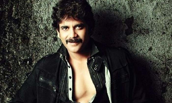  Akkineni Nagarjuna Absence Become Hot Topic Details Here Goes Viral ,   Bigg Bos-TeluguStop.com