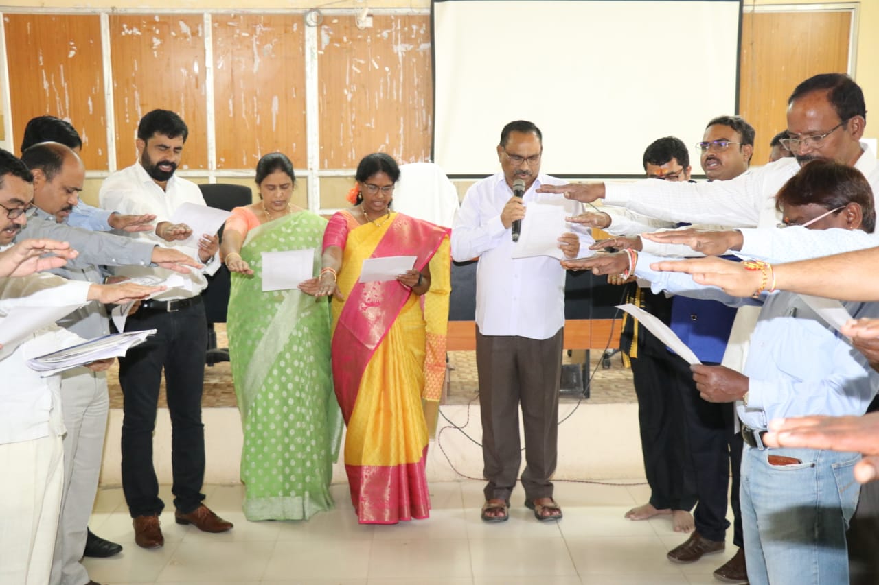  Constitution Day In Collectorate-TeluguStop.com
