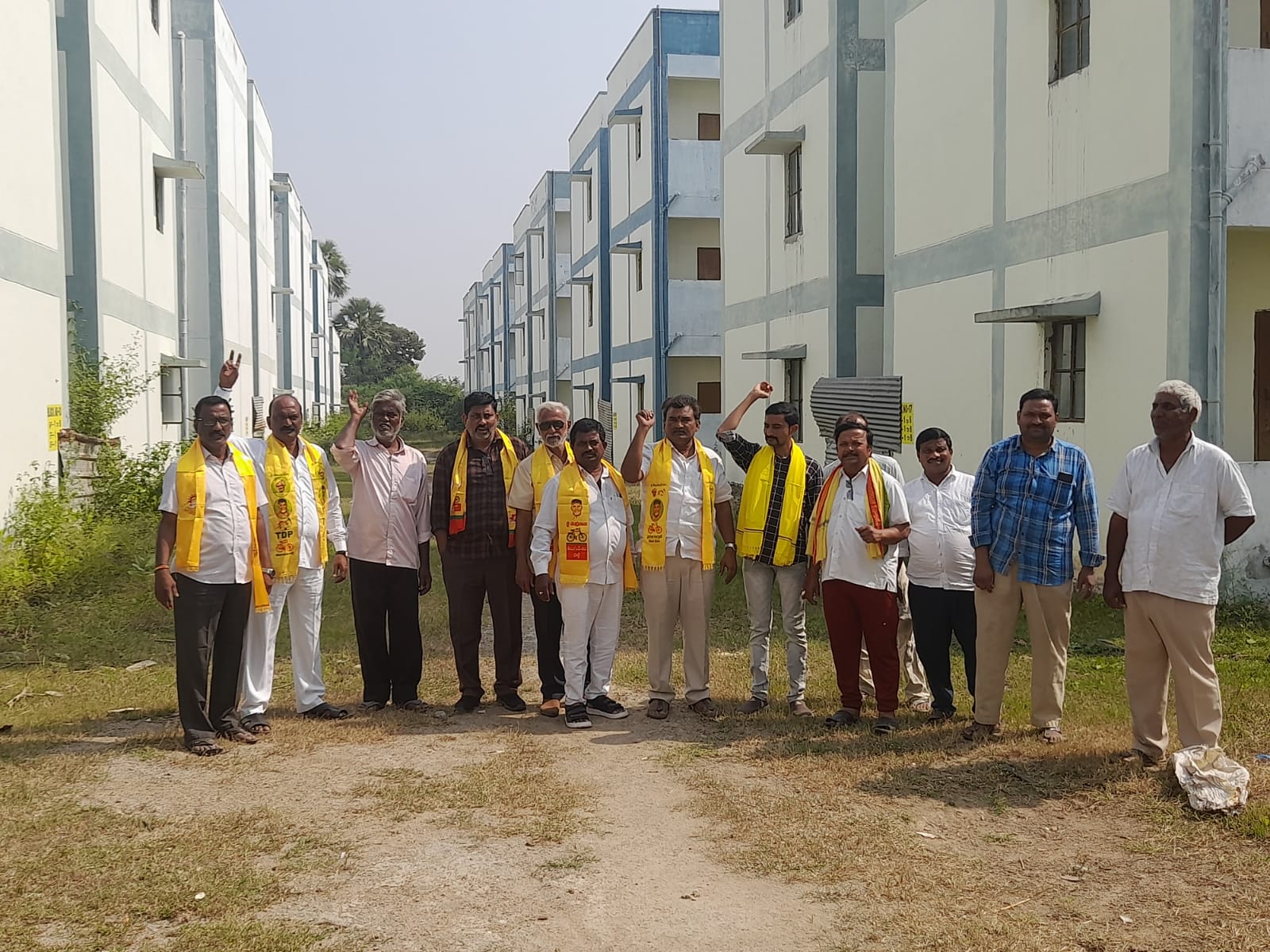  To Provide Double Bedroom Houses To All Deserving Poor: Tdp-TeluguStop.com