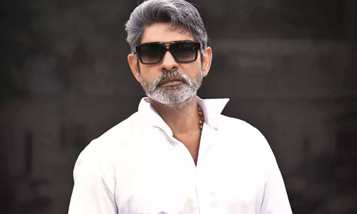  What Did Jagapathi Babu Say About The News About The Property Jagapathi ,news Ab-TeluguStop.com
