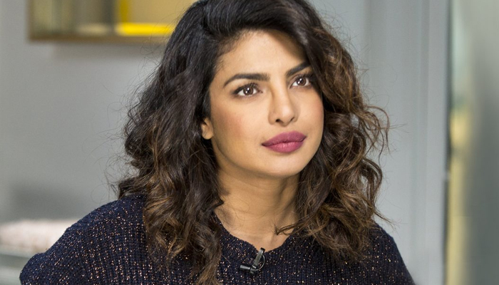  People Of India Are Shocked Priyanka Chopra Made Sensational Comments-TeluguStop.com