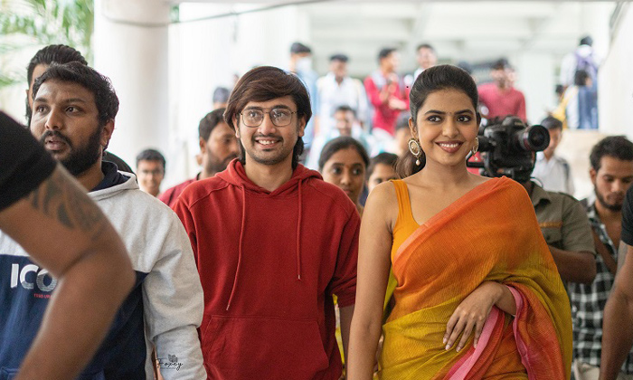  Raj Tarun And Shivani Rajashekhar Promote Their Upcoming Series ‘aha Na Pellan-TeluguStop.com