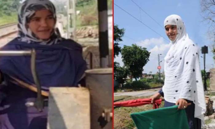  She Is The First Railway Gate Woman In India Shebash Salma ,viral Latest, News V-TeluguStop.com