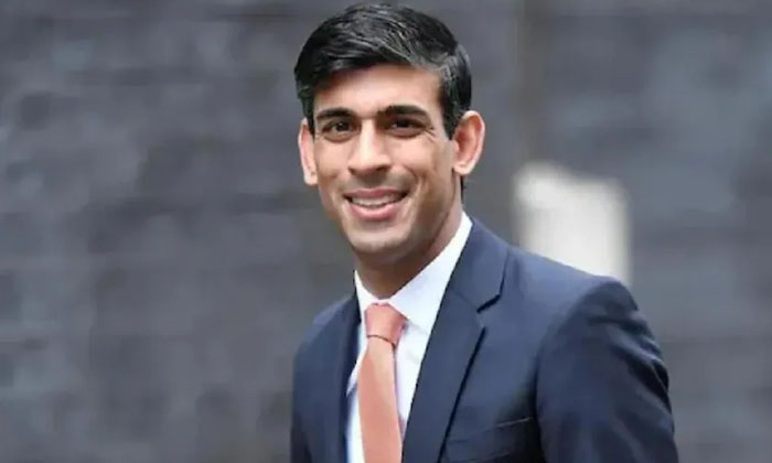  Uk Prime Minister Rishi Sunak Agrees To Publish His Tax Returns, Uk Prime Minist-TeluguStop.com