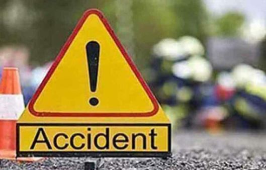 Fatal Road Accident In Kakinada District..four Killed Fatal Road Accident In Kakinada District..four Killed-TeluguStop.com