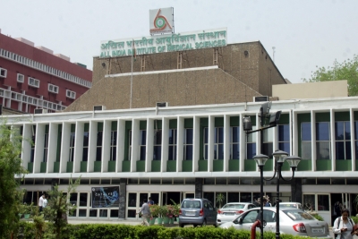  Aiims, Delhi Server Down In Suspected Ransomware Attack, Opd Services Hit-TeluguStop.com