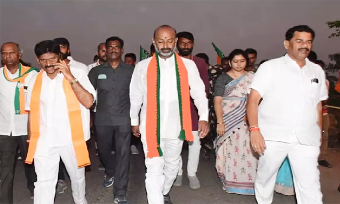 Telugu Apcm, Bandi Sanjay, Chandrababu, Cm Kcr, Ali, Corona, Mp Aravind, Potinag