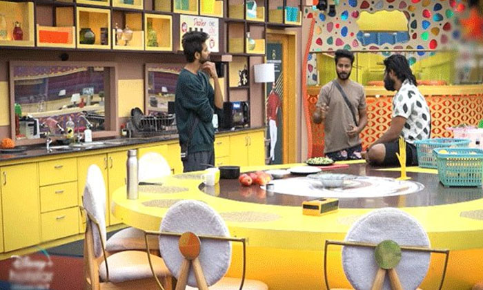 Bigg Boss 6 Telugu Srihan Fires On Revanth Bigg Boss 6, Fires, Revanth, Srihan, Bigg Boss 6 Telugu Srihan Fires On Revanth Bigg Boss 6, Fires, Revanth, Srihan,-TeluguStop.com