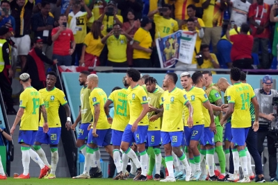  Casemiro Late Goal Takes Brazil Into Last 16 With A Game To Spare, Join France F-TeluguStop.com