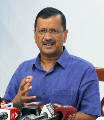  Delhi To Decide Between Bjp's Ten Videos Or Ten Works Of Aap: Arvind Kejriwal-TeluguStop.com