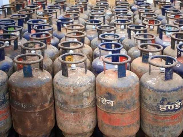 Good News For Commercial Gas Cylinder Users-TeluguStop.com