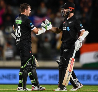  Ind V Nz, 1st Odi: Latham Feats On Indian Bowlers With 145 Not Out To Seal New Z-TeluguStop.com