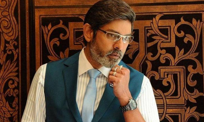 Telugu Bala Krishna, Imandi Rama Rao, Jagapatibabu, Legend, Soundarya, Tollywood