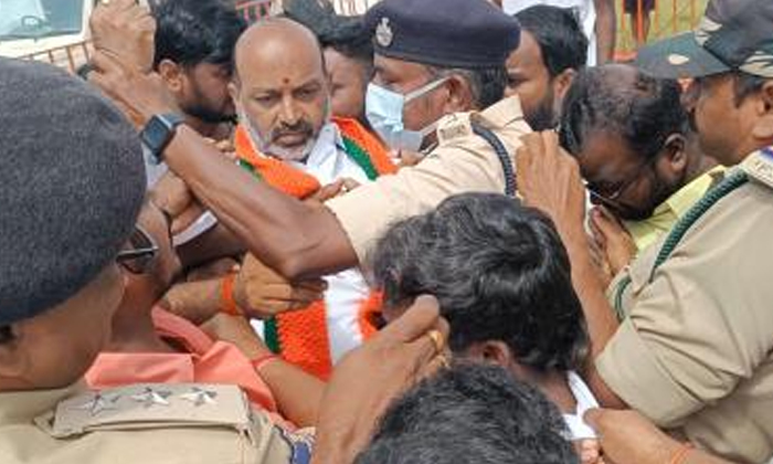 Telugu Bandi Sanjay, Komatirajagopal, Komati Venkata, Munugodu, Telangana-Politi