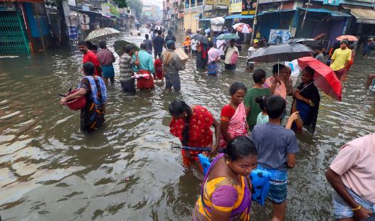  Chennai Under Water Blockade-TeluguStop.com