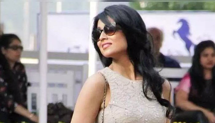  Shriya Saran Strong Counter To Trollers, Shriya Saran , Video Viral, Strong Coun-TeluguStop.com