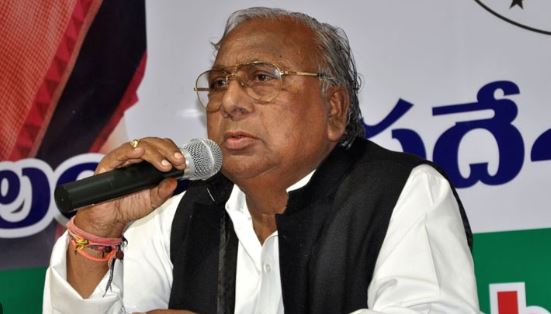 Sensational Comments Of Senior Congress Leader Vh-TeluguStop.com