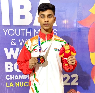  Vishwanath, Vanshaj, Devika Clinch Gold At Youth World Boxing-TeluguStop.com