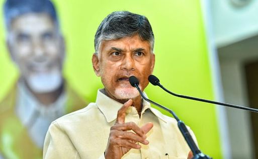  Chandrababu's Comments On Farmer Suicides-TeluguStop.com