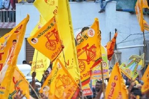  Tension In Divitivaripalli Of Annamaya District-TeluguStop.com