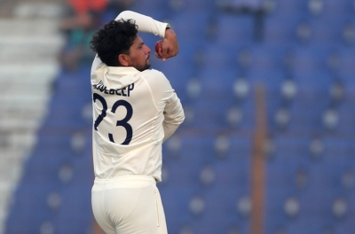  1st Test, Day 3: India Lead By 290 Runs After Kuldeep's Five-for Bowls Out Bangl-TeluguStop.com