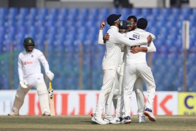  1st Test, Day 4: Zakir Hasan Scores Century On Debut, But India Edge Closer To V-TeluguStop.com