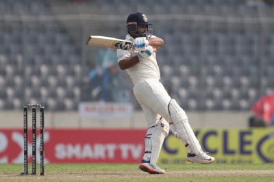  2nd Test, Day 2: Pant, Iyer Slam Counter-attacking Fifties, Give India The Upper-TeluguStop.com