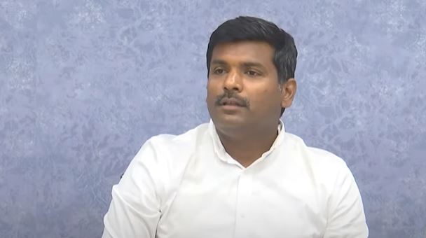  Is Development Not Visible To Psycho Eyes?: Minister Gudivada-TeluguStop.com