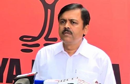 Bjp Mp Gvl Criticizes Cm Kcr Bjp Mp Gvl Criticizes Cm Kcr-TeluguStop.com