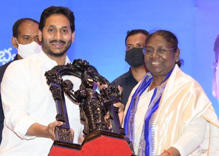 President Draupadi Murmu To Ap On 4th Of This Month..! President Draupadi Murmu To Ap On 4th Of This Month..!-TeluguStop.com