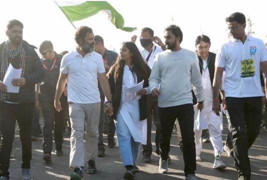  Corona Effect On Rahul Gandhi Jodo Yatra-TeluguStop.com