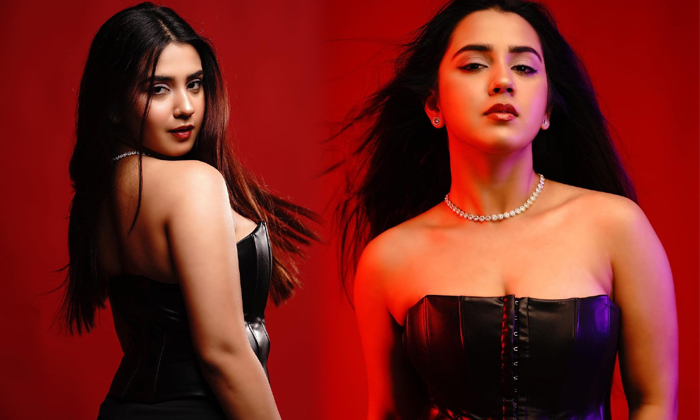 Actress Roshni Walia turns Up The Sizzling In These Films-telugu Actress Photos Actress Roshni Walia turns Up The Sizzli High Resolution Photo