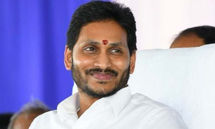  Cm Jagan, Chandrababu To Delhi Today Ap Cm Ys Jagan, Chandrababu, Delhi, Bjp, Mo-TeluguStop.com