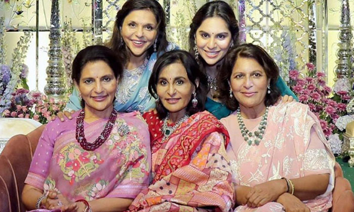 Upasana Shared A Pic For The First Time After The Pregnancy Confirmation Is Emot Upasana Shared A Pic For The First Time After The Pregnancy Confirmation Is Emot-TeluguStop.com