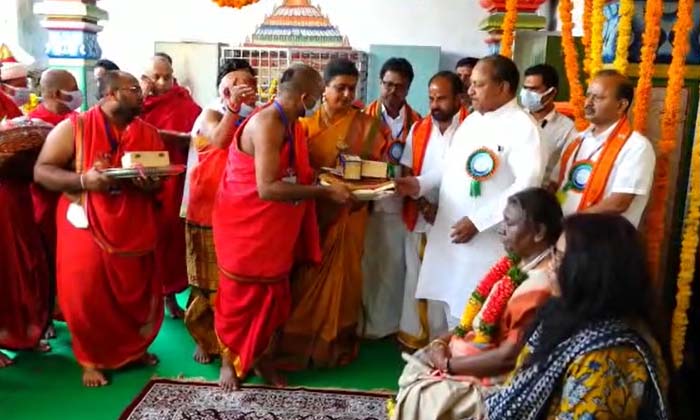  President Of India Who Visited Srisailam Ratnagarbha Ganapathi Swami ,srisailam-TeluguStop.com