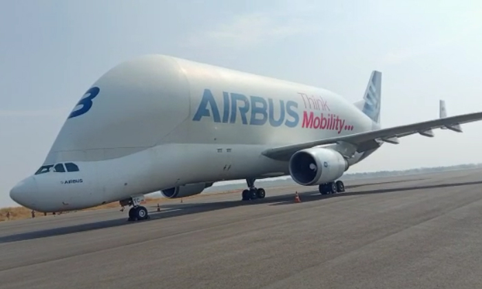  The Largest Cargo Plane Landed At Shamshabad Airport , Cargo Plane ,  Shamshabad-TeluguStop.com