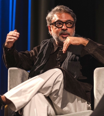  Bafta Masterclass Took Sanjay Leela Bhansali To His Early Days As A Filmmaker-TeluguStop.com